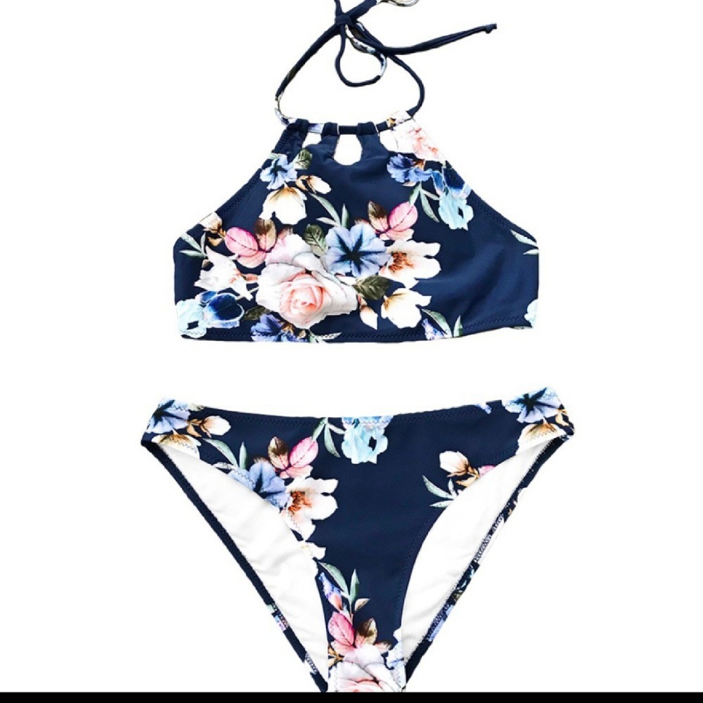 5 🌟rated! Navy floral halter 2 piece - Picture 4 of 11